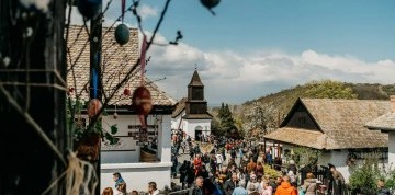 1-dňový zájazd na veľkonočný folklórny festival v Hollókő