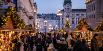 Advent v čarovnom prístavnom Terste v Taliansku