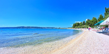 Celodenné kúpanie pri Trogire