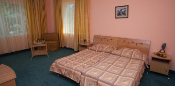 Slnečné pobrežie - Slavyanski Hotel 3* Polpenzia s dopravou