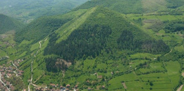 Zájazd za pyramídami a krásami Bosny a Hercegoviny