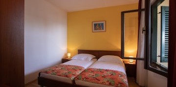Týždeň pri Trogire s dopravou a raňajkami - hotel Amadria 4*