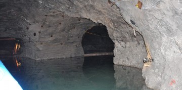 Zámok v Laxenburgu s plavbou a čokoládovňa
