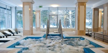 Termálne jazero Hévíz alebo kúpanie na Balatone