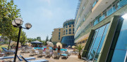 Slnečné pobrežie - hotel Ivana Palace 4* s raňajkami a s letenkou