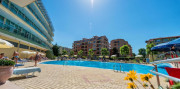 Slnečné pobrežie - hotel Ivana Palace 4* s raňajkami a s letenkou