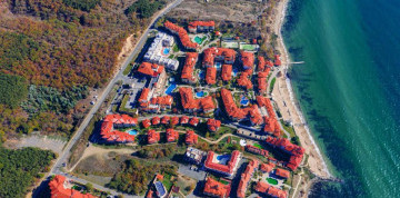 Sveti Vlas - hotel Garden of Eden 5* s polpenziou s letenkou