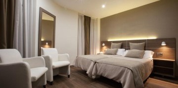 Malaga - Hotel Don Paco 3*** s raňajkami letecky z Bratislavy