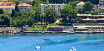 Dubrovnik - Hotel Komodor 3* s polpenziou letecky z Viedne