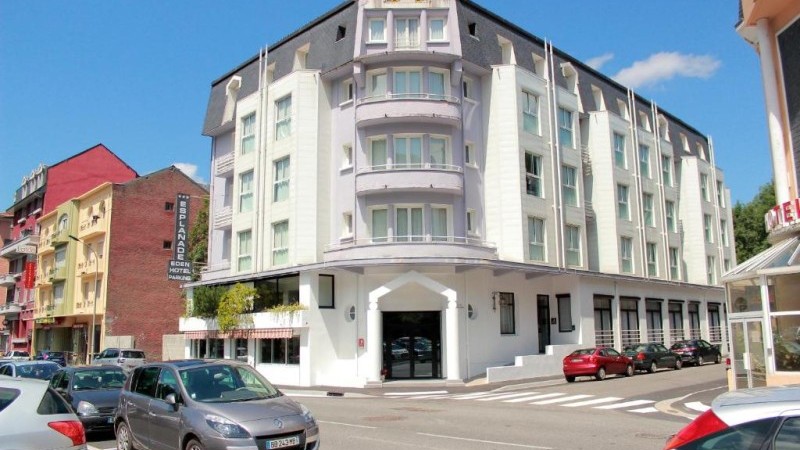 Hotel Isidore & Hotel ESPLENADE EDEN & Hotel Campanile Prime Nice Airport