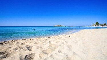 Ostrov Cyprus očarí plážami, ale aj bohatou históriou