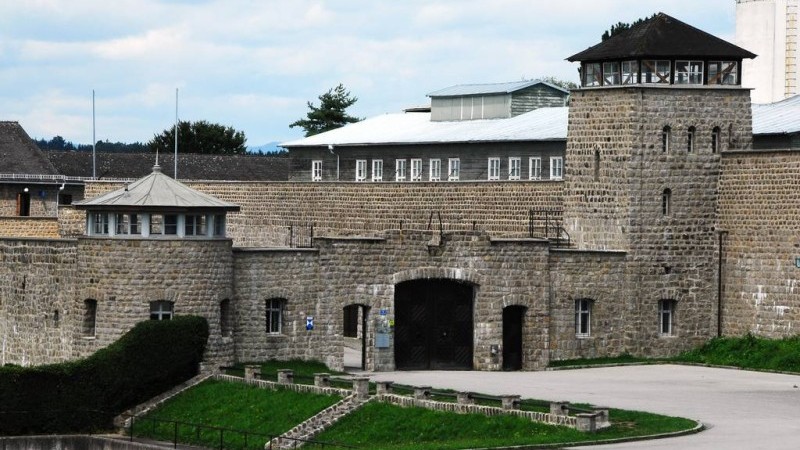 Rakúsky Linz a ticho Mauthausenu