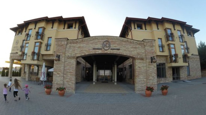 Delfina Hotel