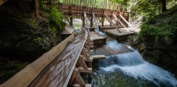 Mendlingtal a Wasserlochklamm – tiesňavy a vodopády Rakúska