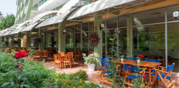 Slnečné pobrežie - hotel Ivana Palace 4* s raňajkami a s dopravou
