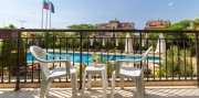 Sveti Vlas - hotel Julia 3* s raňajkami a s dopravou