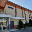B&B HOTEL Antibes Sophia Le Relais & Hotel Kyriad  Aix Les Mille - Plan de Campagne