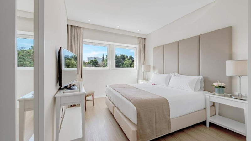 Lisboa Central Park Hotel Suites & Studios