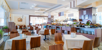 Nessebar - hotel MPM Arsena 4* s Ultra All inclusive a s dopravou