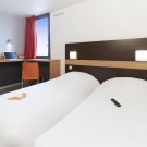 Hotel PREMIERE CLASSE PARIS OUEST - GENNEVILLIERS