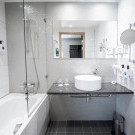 Wakeup Copenhagen, Bernstorffsgade - Quality Hotel Grand Borås - Quality Hotel Entry - Quality Hotel Strawberry Arena - Quality 