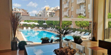 Sveti Vlas - Tropics Hotel 3* All-Inclusive s letenkou
