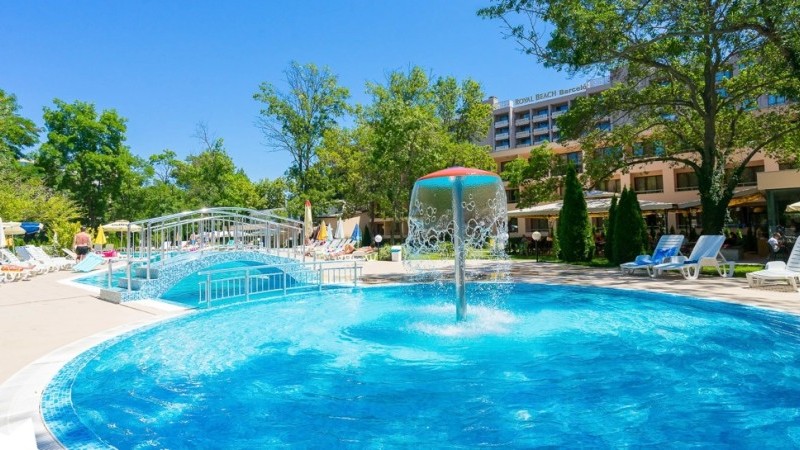 Yunona Hotel