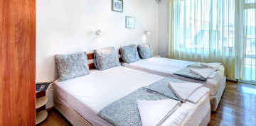 Primorsko - hotel Zara Guest House 2* s raňajkami a s dopravou