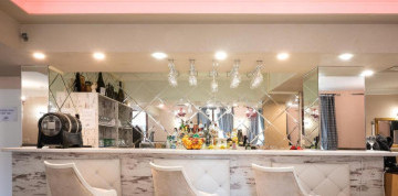 Pomorie - Hotel Zeus 3* s raňajkami a s dopravou
