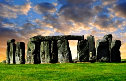 Záhadný Stonehenge a Londýn letecky