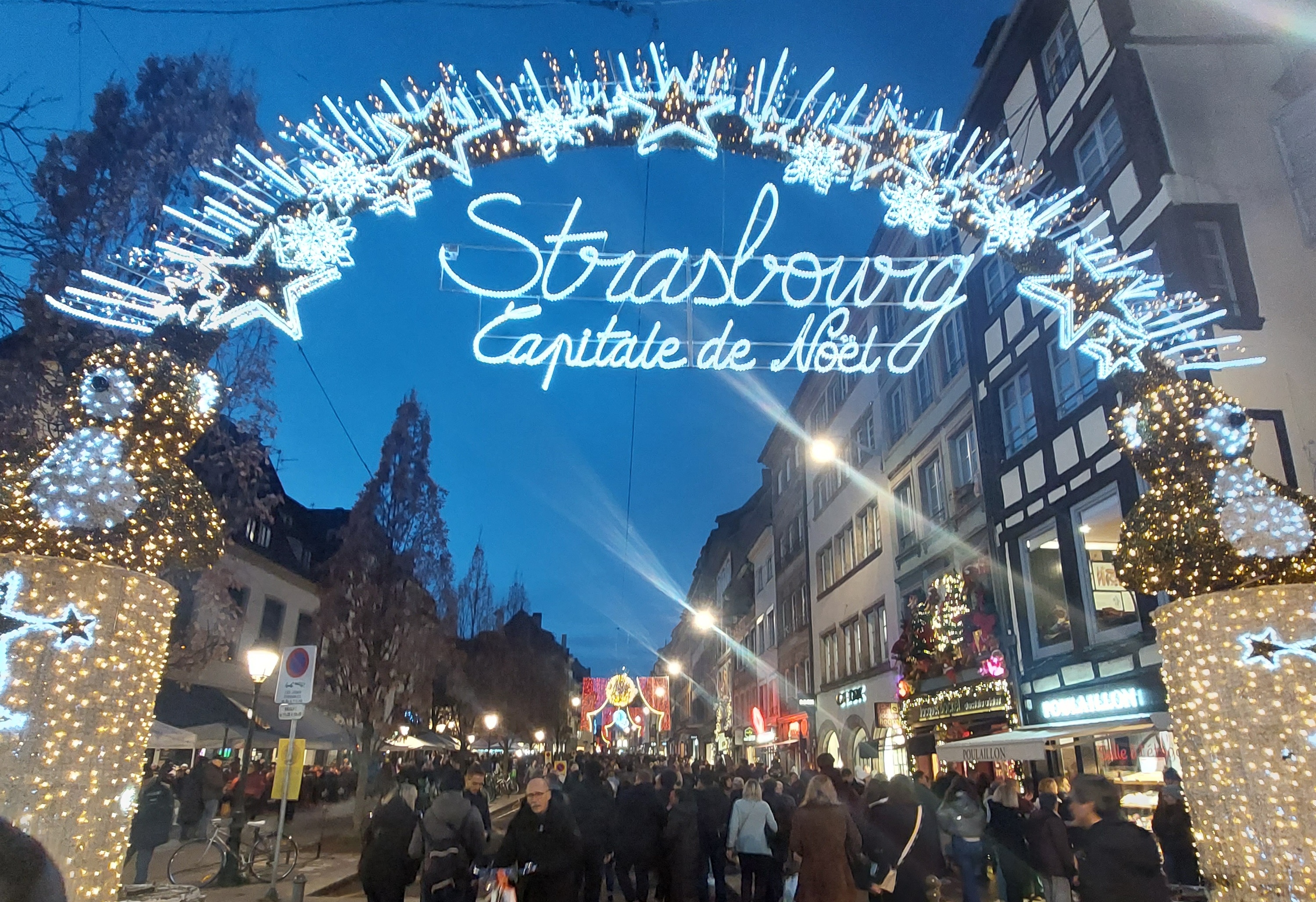 Čarovné adventné trhy v Štrasburgu a Colmare.