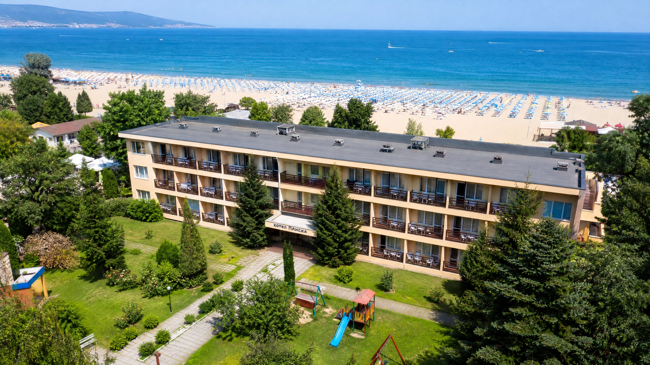 Slnečné pobrežie - Pliska hotel 3* s raňajkami a s letenkou