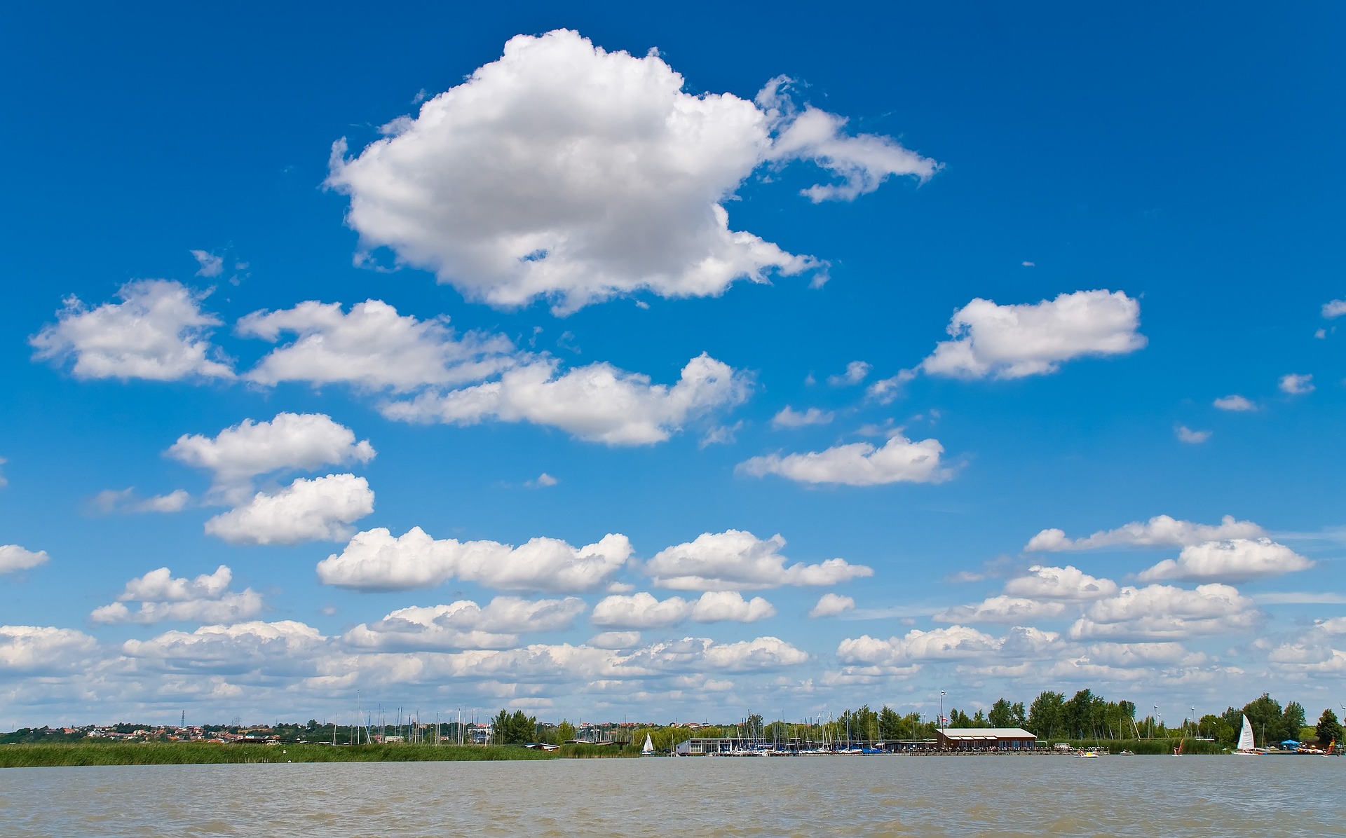 1-dňový zájazd na zámok Schloss Hof a jazero Neusiedlersee.