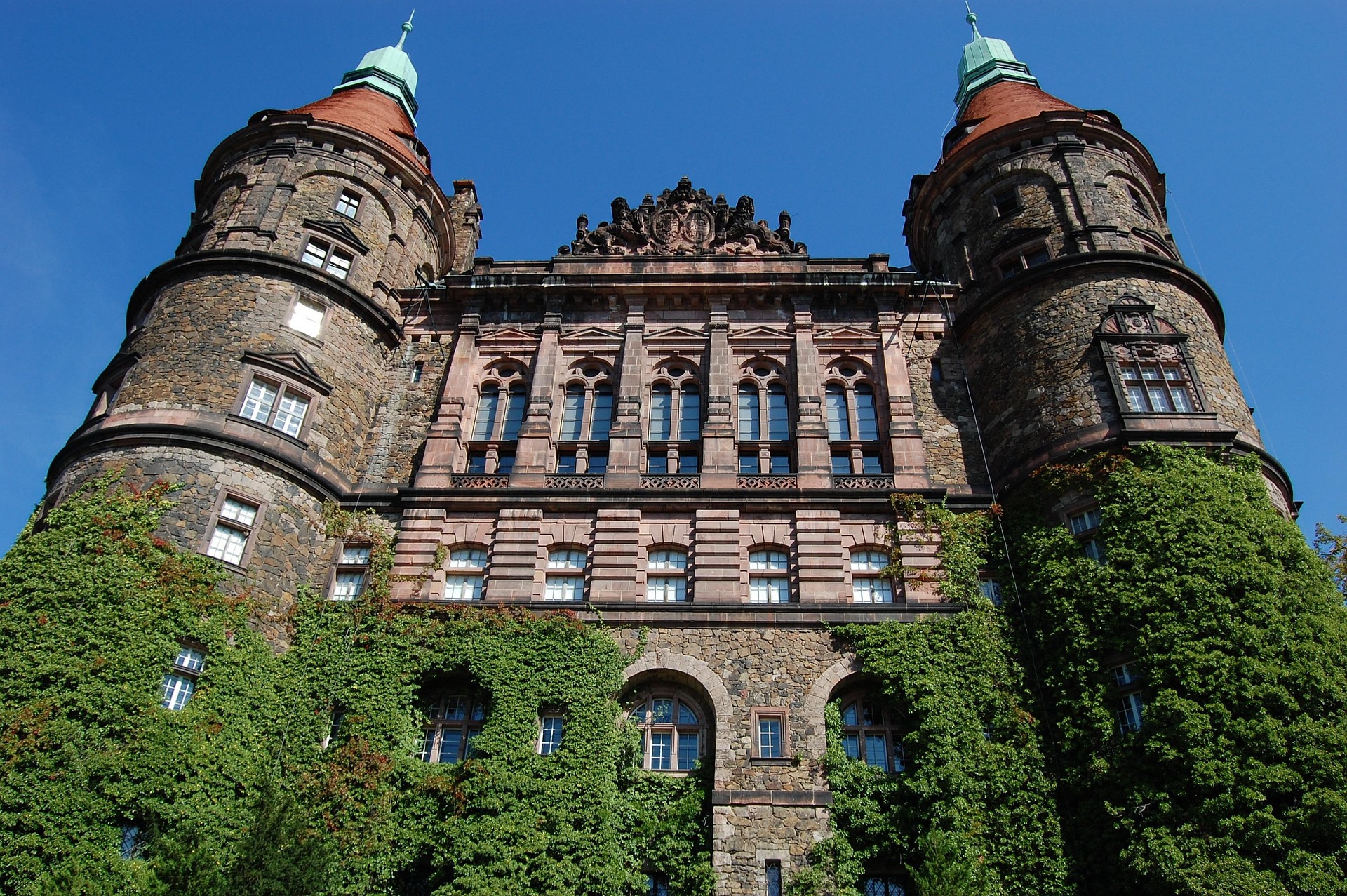 Rozprávkový zámok Książ a historická Świdnica.