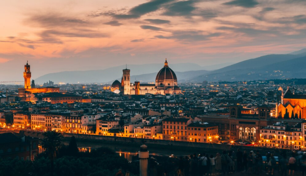 Pohľad na mesto Florencia, ktoré je hlavným mestom Toskánska.