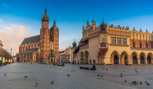 V blízkosti soľnej bane Wieliczka sa nachádza mesto Krakow, ktoré ponúka turistom množstvo zaujímavých, nielen, historických atrakcií.