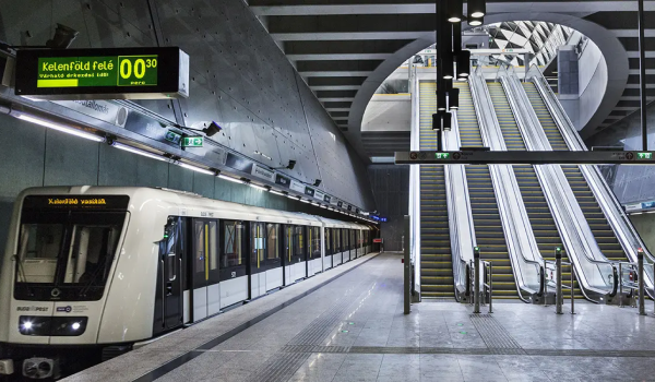 Metro v Budapešti je najstarším metrom v rámci Európy.